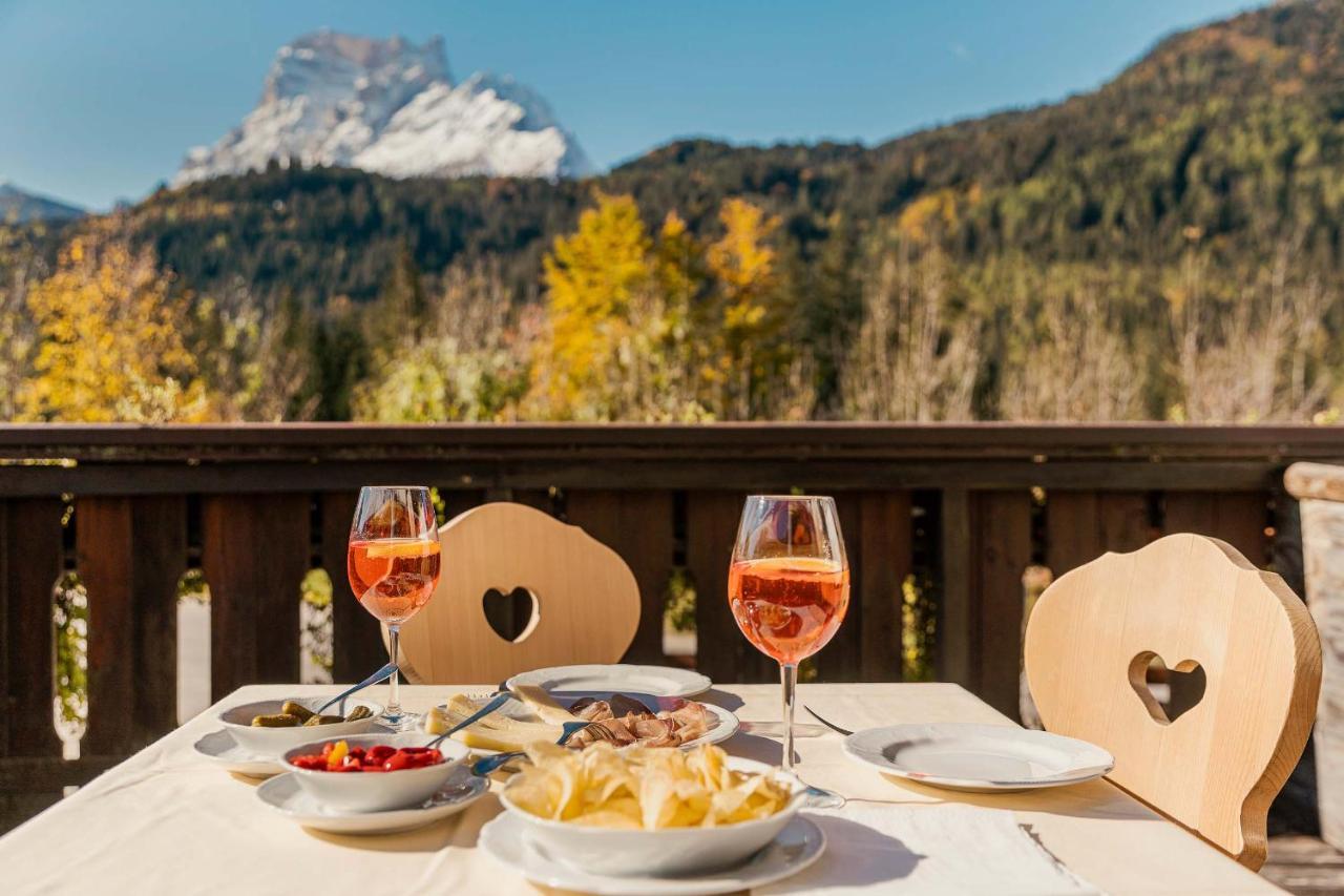 Locanda Montana San Vito di Cadore Exterior photo