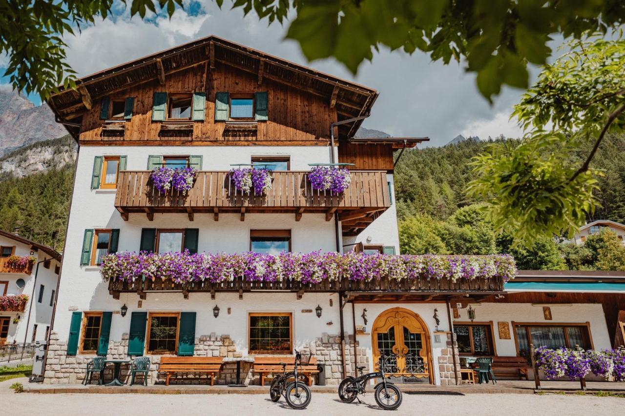 Locanda Montana San Vito di Cadore Exterior photo